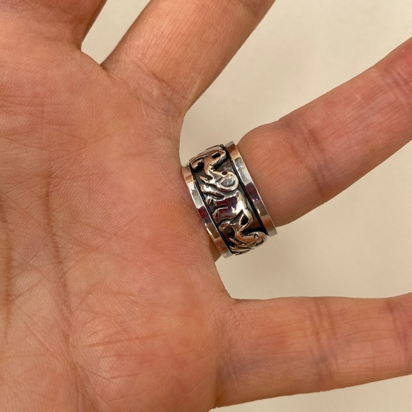 925 Sterling silver Elephant spinner wedding Band available sz 5 6 7 8 9 - Picture 3 of 12